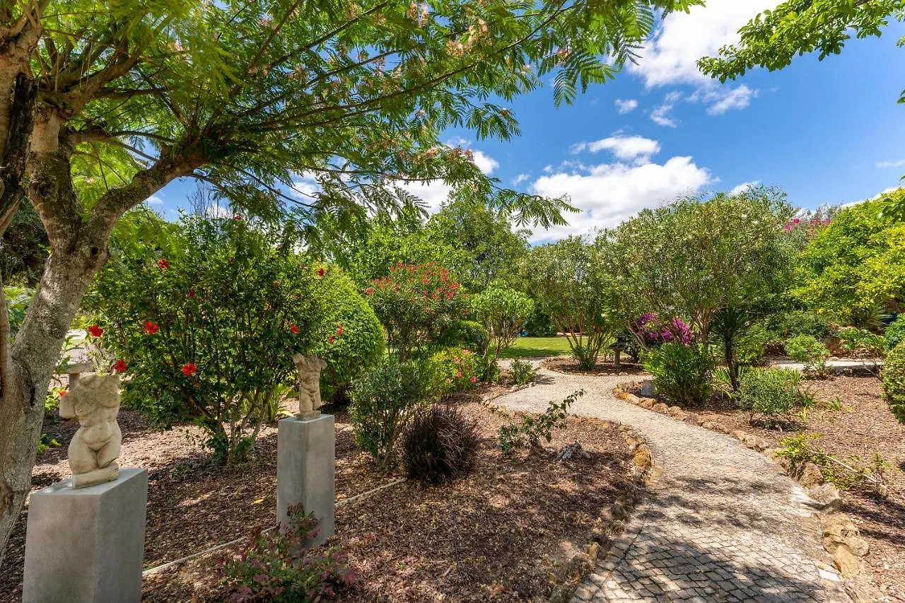 Algarve, Portugal Villa With Pool 4 Ensuite Bedrooms, Private Pool, Lake And Beautiful Gardens